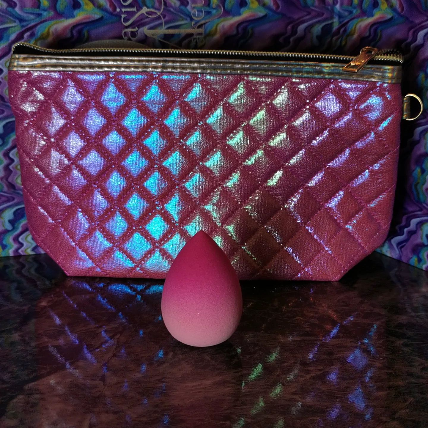 Holographic Reflective Clutch Makeup Bag - So cute!