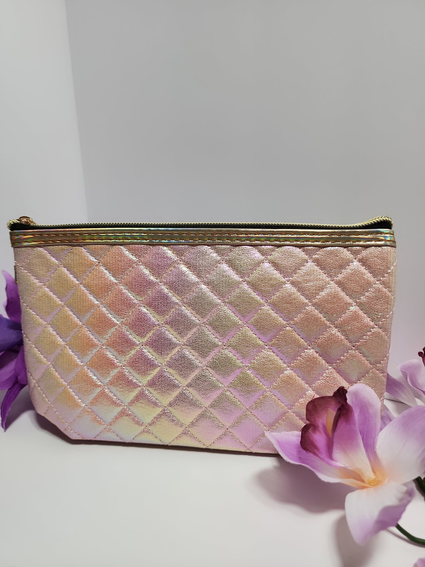 Holographic Reflective Clutch Makeup Bag - So cute!